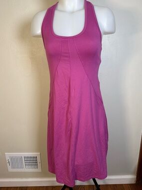 Lole Athletic Performance Small Racerback w/ Bra Dress Fuchsia Pink Purple Tank